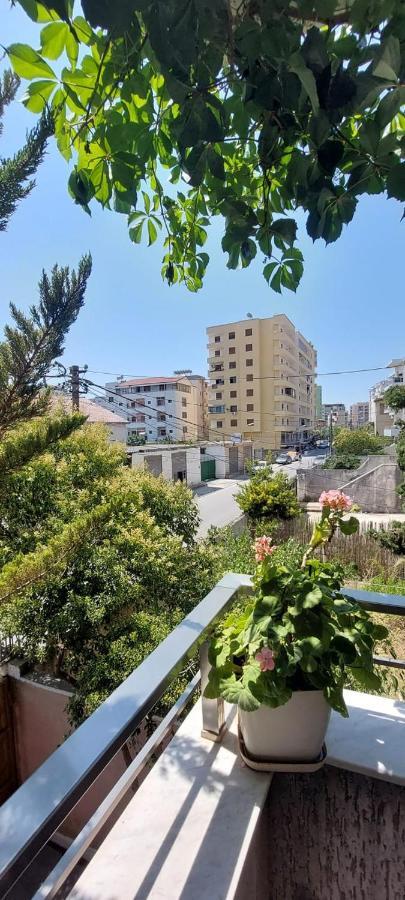 Villa Madani Драч Екстериор снимка